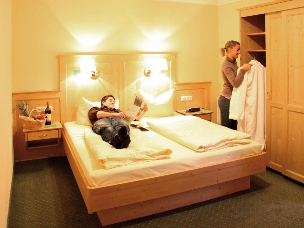 Engedey Hotel Gebirgshaeusl חדר תמונה